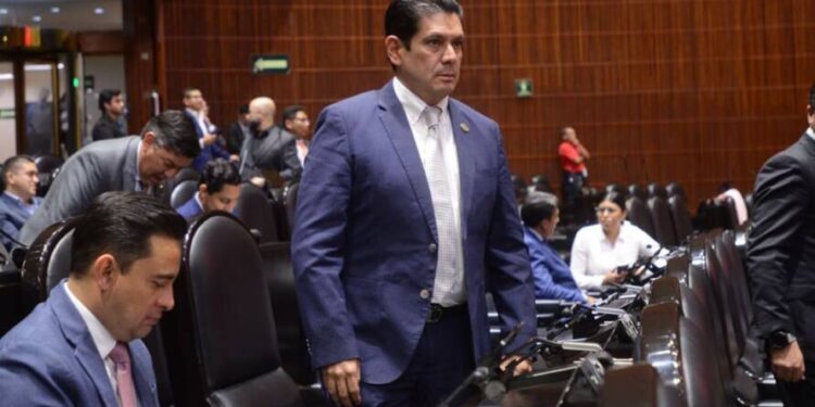 La igualdad entre mujeres y hombres está garantizada por el Congreso de la Unión: Ernesto Núñez