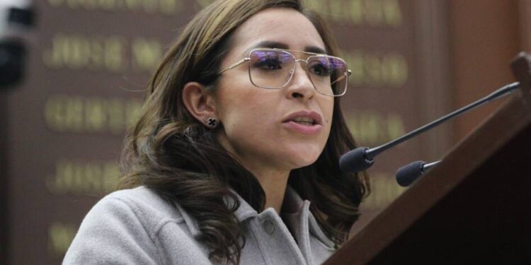 Bancada naranja respalda reforma constitucional a favor de eliminar erradicación brecha salarial por razones de género: Grecia Aguilar