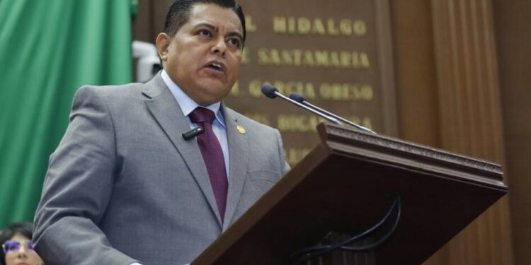 Propone Santiago Sánchez Bautista incrementar penas en Michoacán al delito de violación