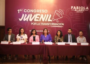 Respalda Fabiola Alanís organización del Congreso Juvenil por la Transformación