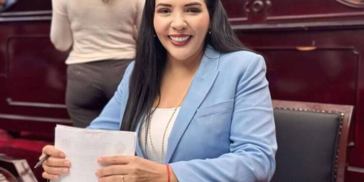 Apostar a la ciencia, tecnología e innovación, garantiza desarrollo: Adriana Campos Huirache