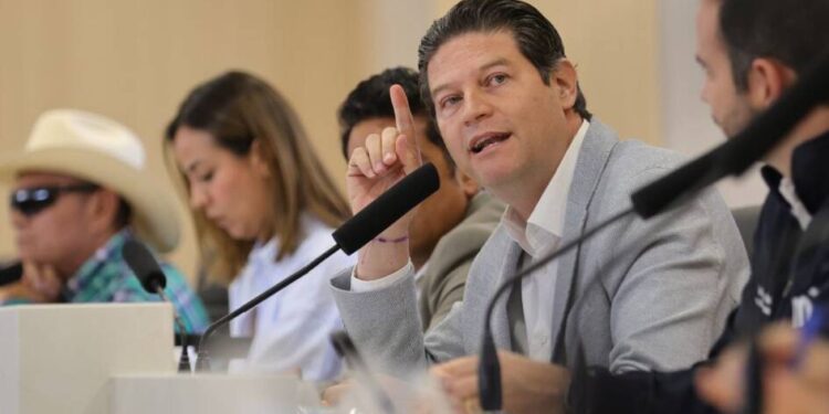 Desde el poder absoluto están comprando la justicia en México: Alfonso Martínez