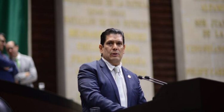 Es un acierto ratificar al titular de Hacienda: Núñez Aguilar