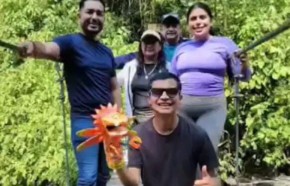 Recibe Humberto Jiménez Solís al creador de contenido El Alebrije