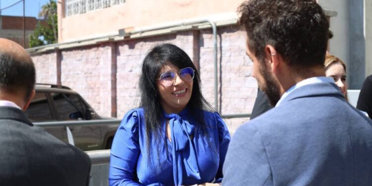 Invita Vanhe Caratachea a consultas auditivas gratuitas