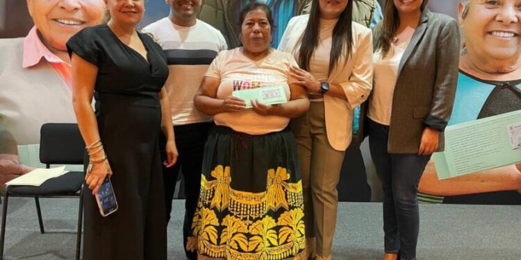 Pone en marcha, Gobierno de Quiroga, programa Reunificación Familiar (REFAMI)