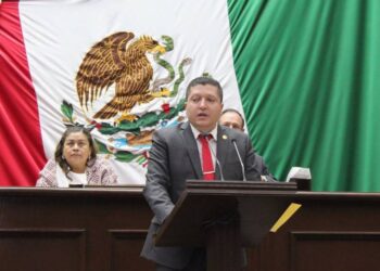 Propone Vicente Gómez reforma para garantizar indemnizaciones y pensiones para personas con enfermedades crónico degenerativas