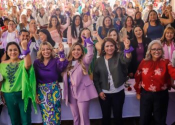 Cientos lo ratifican con Fabiola Alanís en Santa Clara del Cobre: “Es tiempo de mujeres”