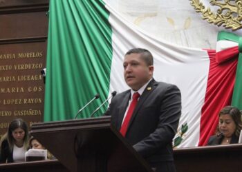 Propone Vicente Gómez iniciativas con sentido social