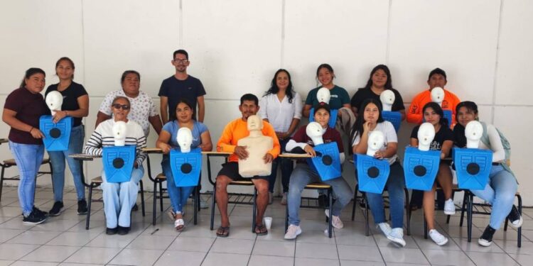 SSM capacita a prestadores de servicios turísticos de la costa michoacana