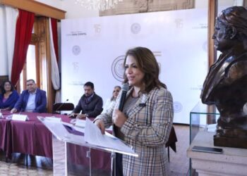 El Congreso tiene como prioridad la capacitación y profesionalización de su personal: Fabiola Alanís