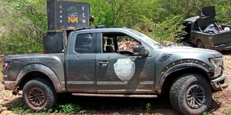 Civiles armados se enfrentan contra elementos de la BOI:deja el saldo de dos civiles muertos