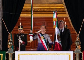 Histórico, Presidenta Claudia Sheinbaum encabeza ceremonia del Grito de Independencia; primera mujer en 215 años