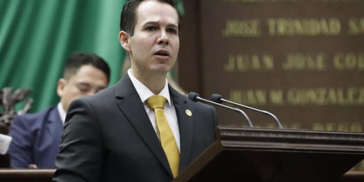 Celebra Alfredo Anaya aprobación de dictamen para promover parques inclusivos en Michoacán