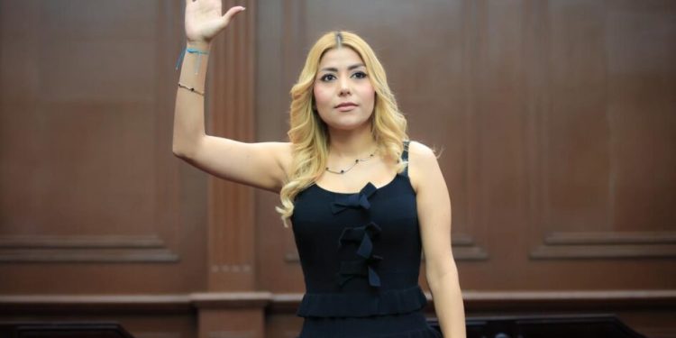 Desde tribuna del Congreso, Sandra Garibay pide justicia para los citricultores de Apatzingán