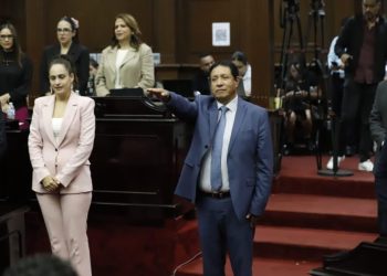 Designa 76 Legislatura a Daniel Rangel Piñón como director del IIEL