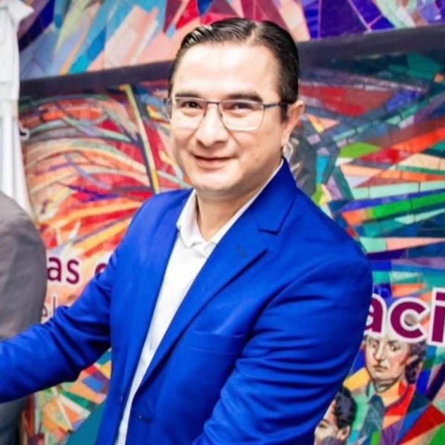 IMCED corre a maestro señalado por hostigar alumnos