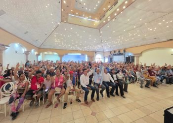 La asociación civil Somos México que busca constituirse como partido político nacional, realizó en el municipio de Apatzingán la novena asamblea de 11 proyectadas en Michoacán.