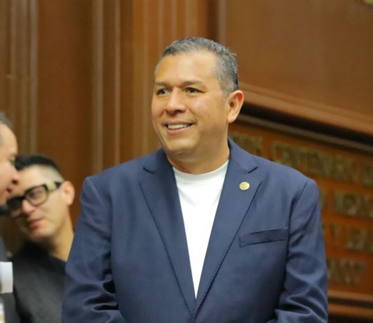 Juan Carlos Barragán, presentó denuncia en contra de los hermanos Valencia Reyes