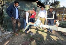 Eric Gaona entrega de red eléctrica y bomba de agua en la comunidad de El Puesto