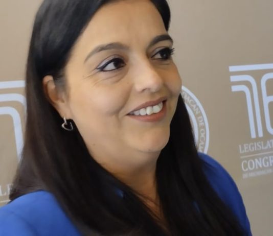 Teresita de Jesús Herrera, insta a Baltazar Gaona a conducirse con respeto en su nueva tarea legislativa